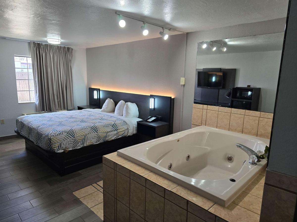 Motel 6 Oklahoma City Ok Frontier City เอ็ดมอนด์ ภายนอก รูปภาพ