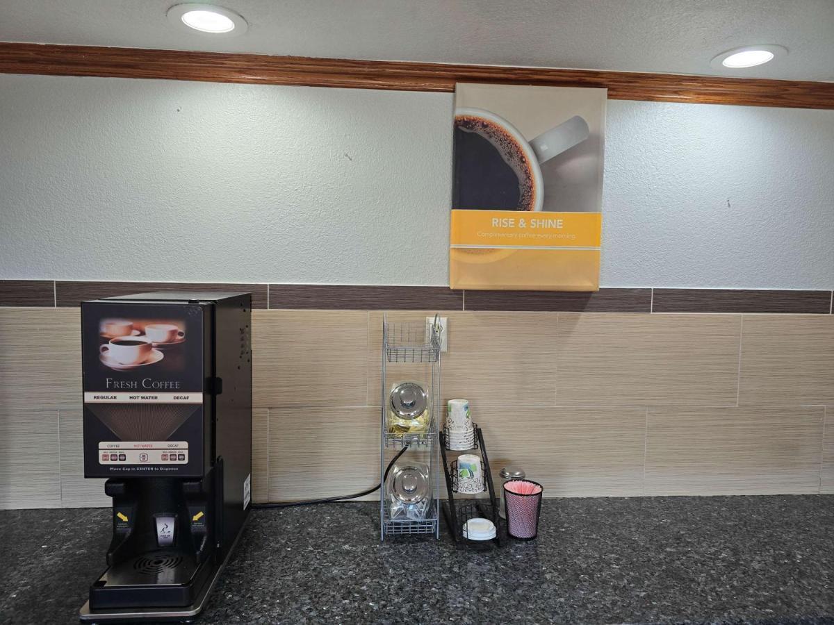 Motel 6 Oklahoma City Ok Frontier City เอ็ดมอนด์ ภายนอก รูปภาพ